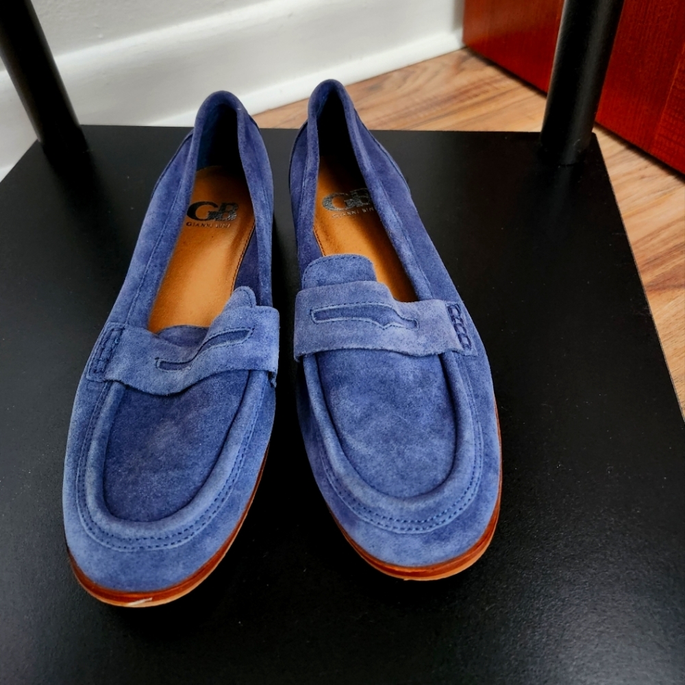 NWOT Gianni Bini blue flats wood sole